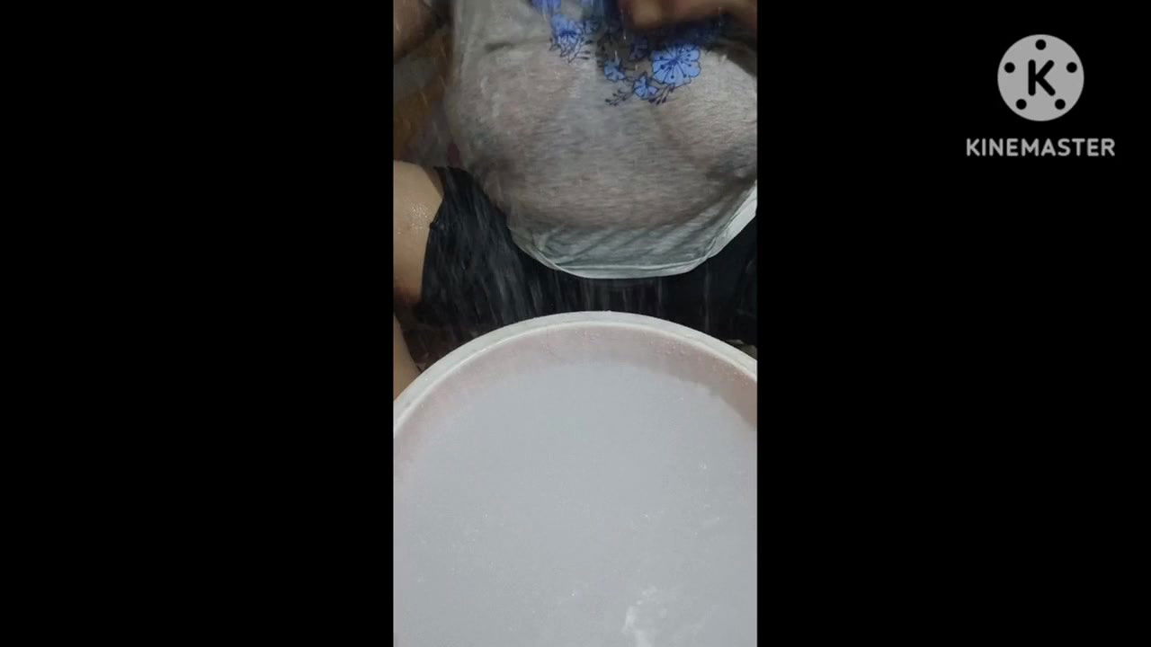 Youtuber Antra vlogs