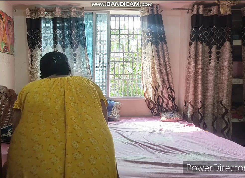 Youtuber Antra vlogs