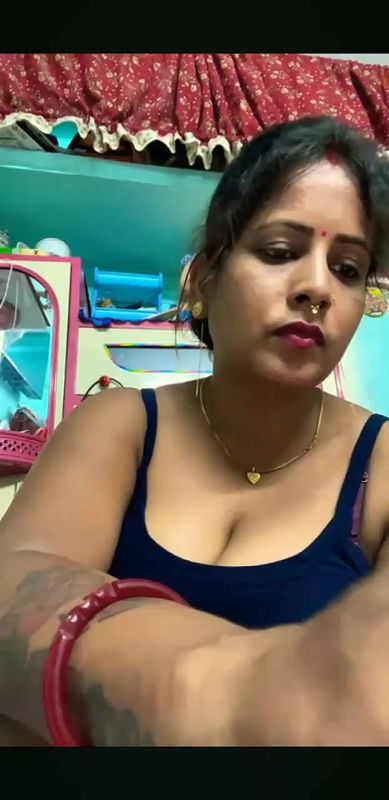 Youtuber Antra vlogs