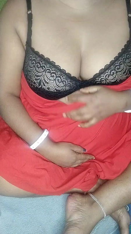 Youtuber Ruhi sarkar