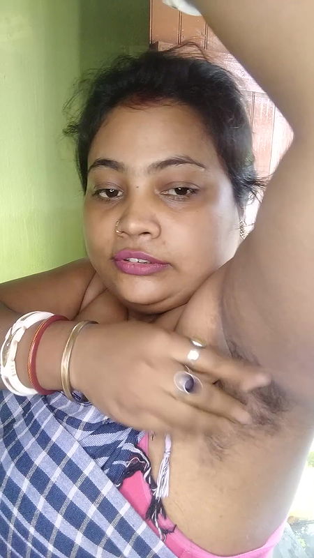 Youtuber Ruhi sarkar