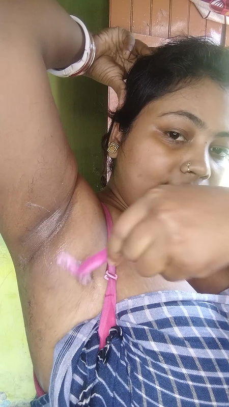 Youtuber Ruhi sarkar