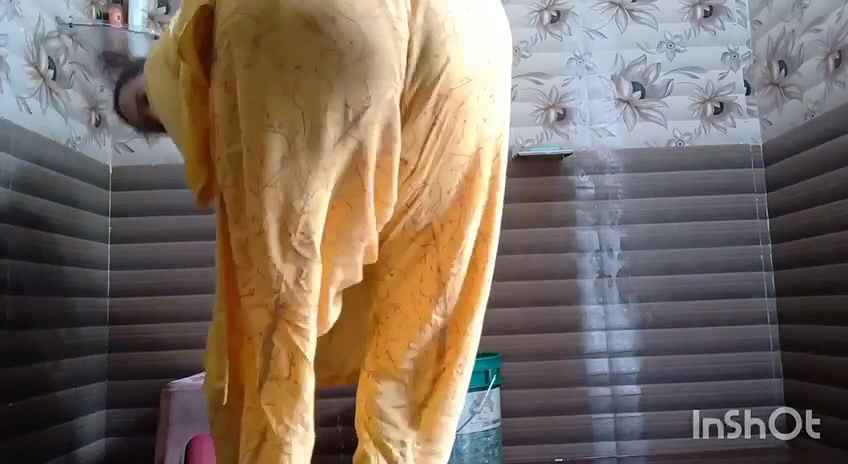 Youtuber Bindass bloging