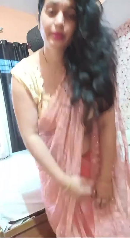 Youtuber Bindass bloging