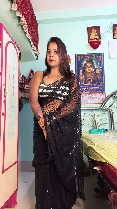 Youtuber Gouri queen