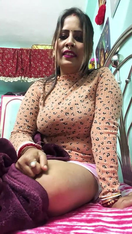 Youtuber Gouri queen