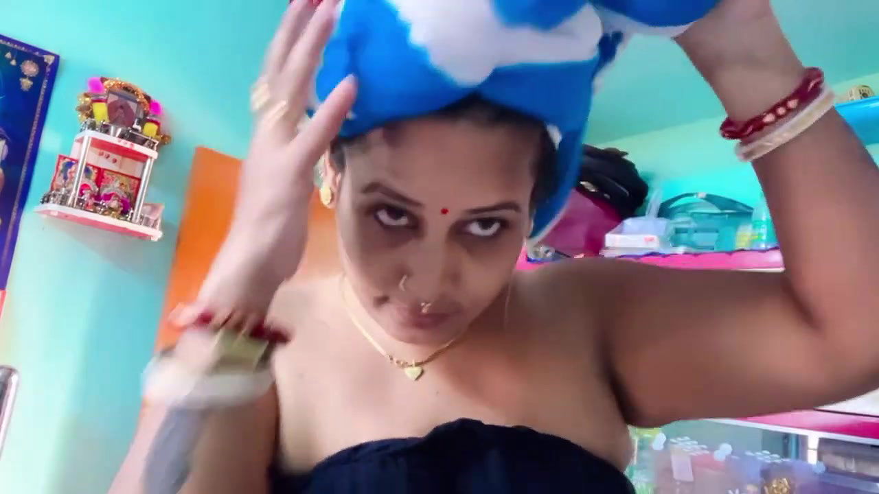 Youtuber Gouri queen