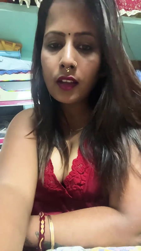 Youtuber Gouri queen