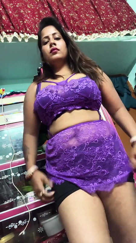 Youtuber Gouri queen