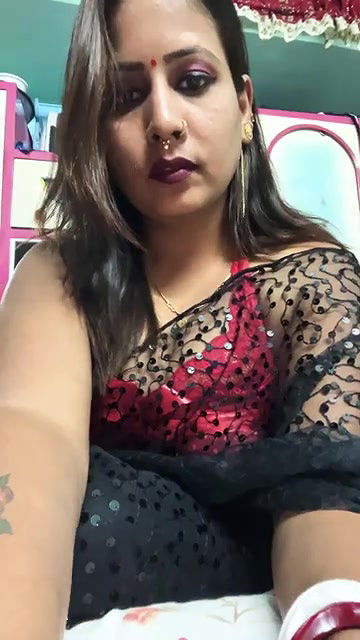 Youtuber Gouri queen