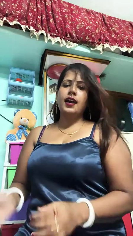 Youtuber Gouri queen