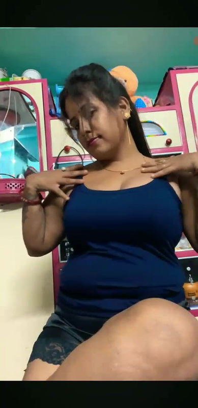 Youtuber Gouri queen