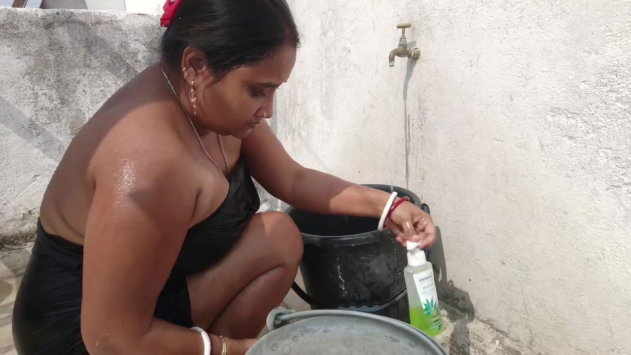 Youtuber Ria ghoshria ki duniya