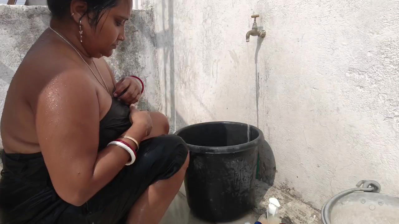 Youtuber Ria ghoshria ki duniya