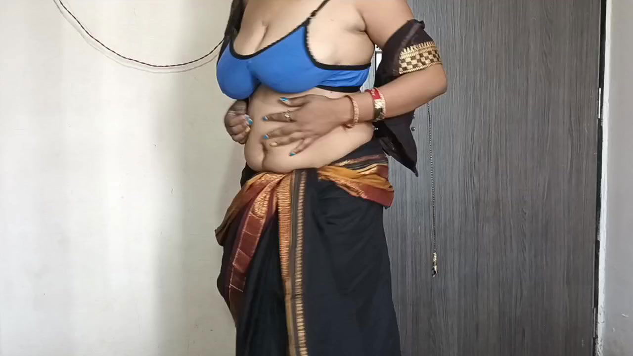 Youtuber Puja babai – 32