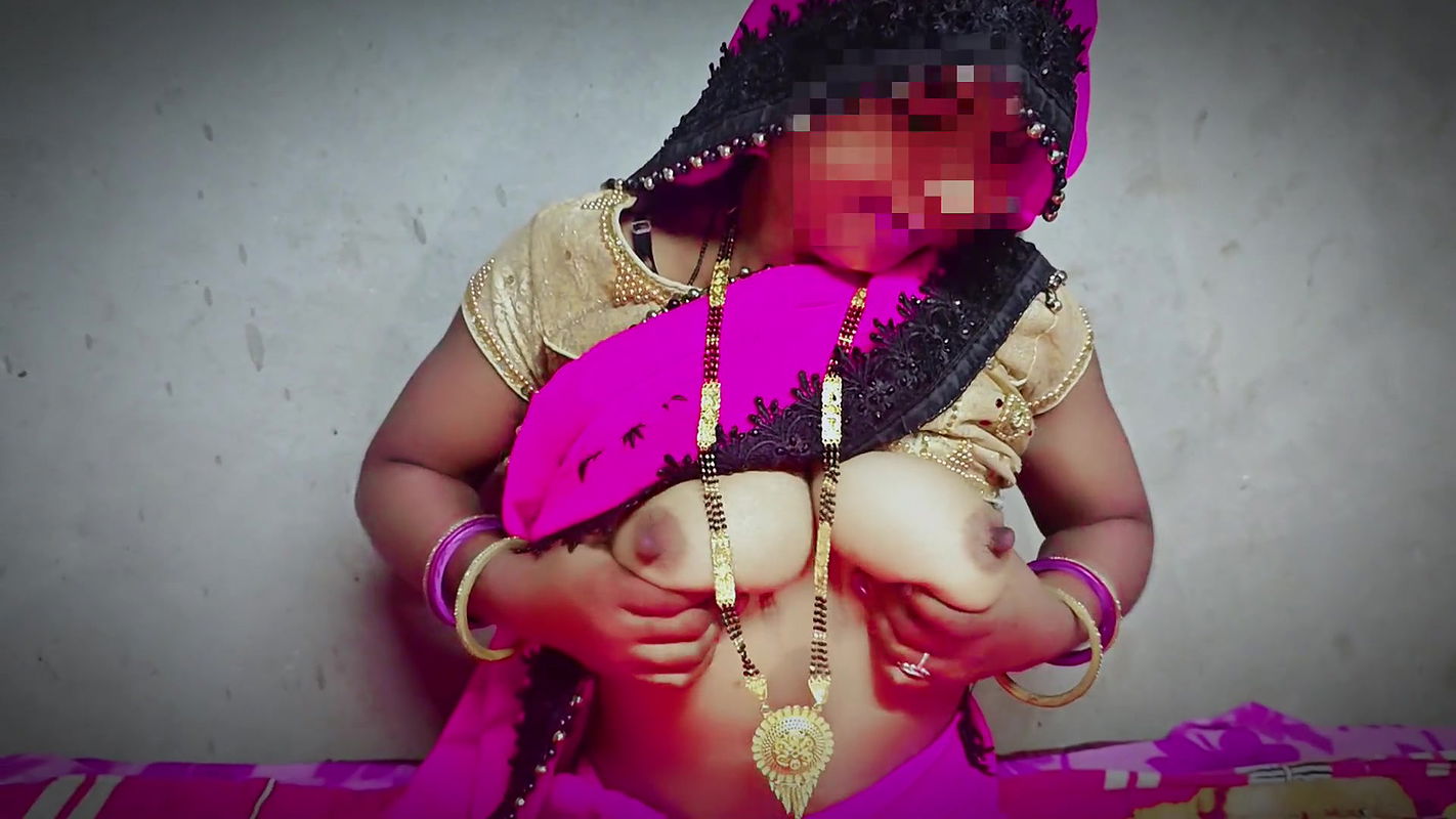 Desi village bhabhi anal try masturbation