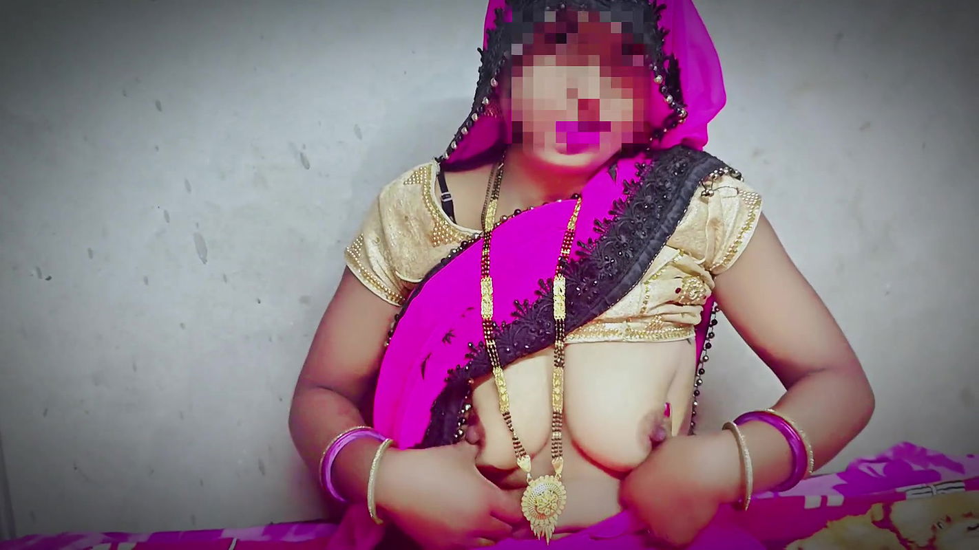 Desi village bhabhi anal try masturbation