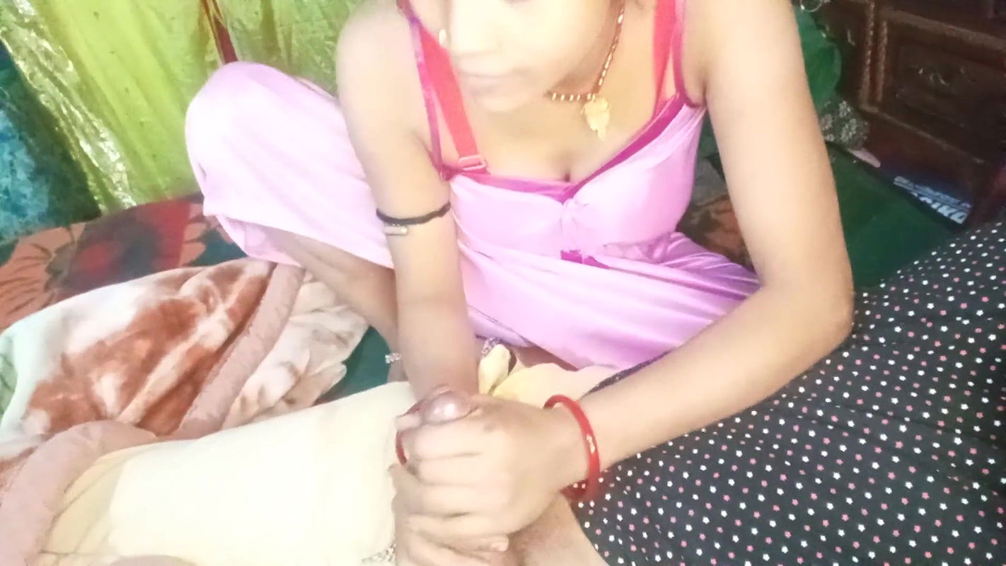 Bihari sexy housewife fucked with her father in law bihari couple