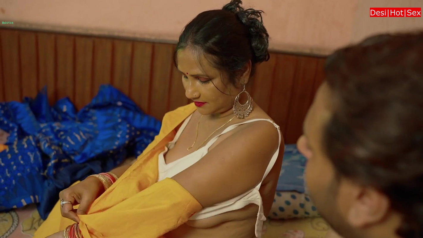 Desi Randi Bhabhi visits my home! Bhabhi Sex