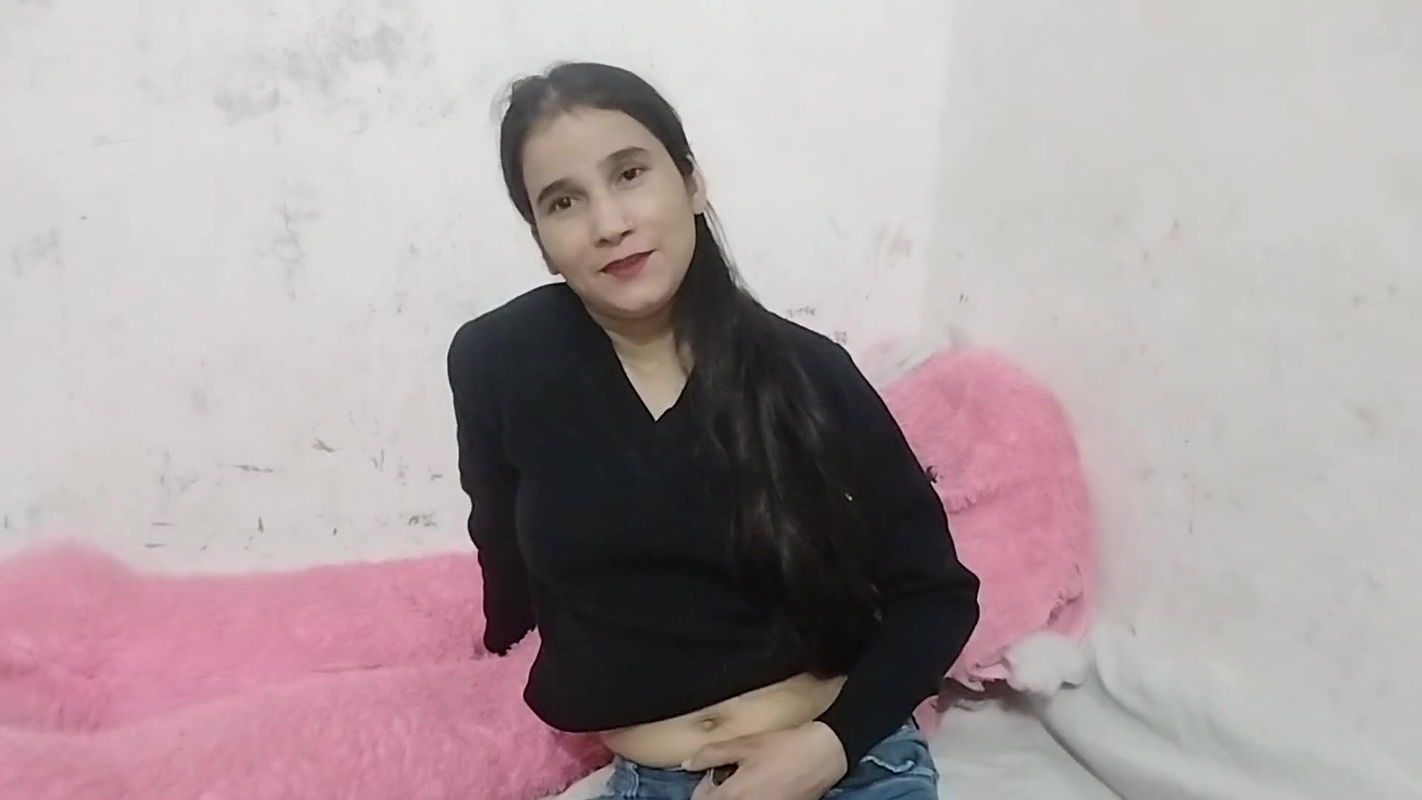 Thandh ke bahana kar ke Bha,i Ne mujhe Chod diya