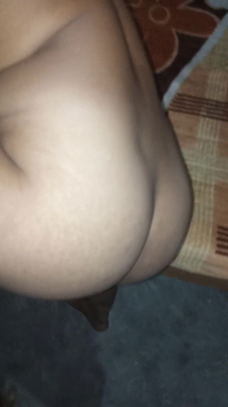 Aah Fatt Gyi Meri to. Cum Inside the Choot but Choot Is Veery Very Tight