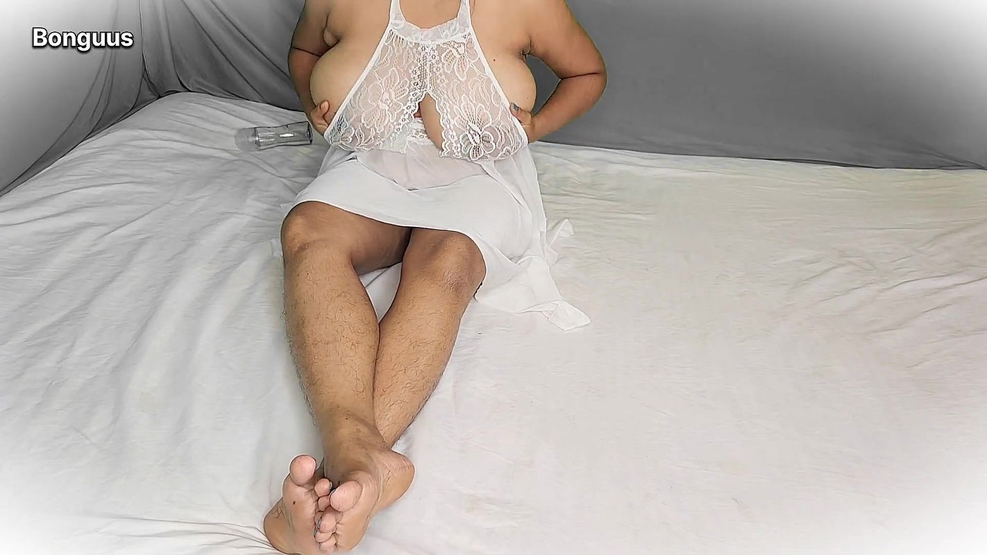 Desi Girl Riya Fingering Her Wet Pussy Masturbation Hot Video