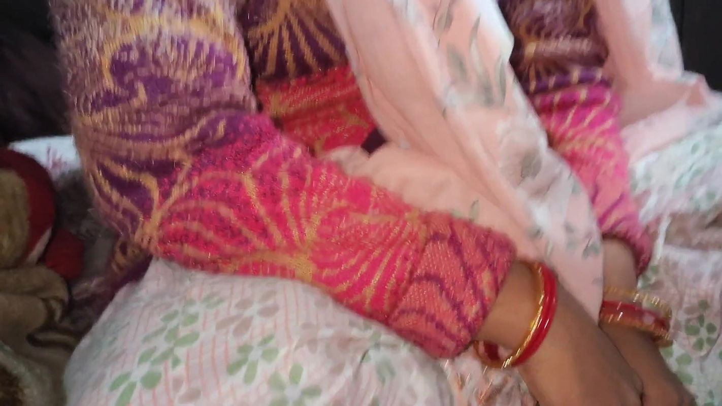 Desi Indian Very Cute Desi Indian Girl Hard Fucking White Pussy – Full Hindi Audio