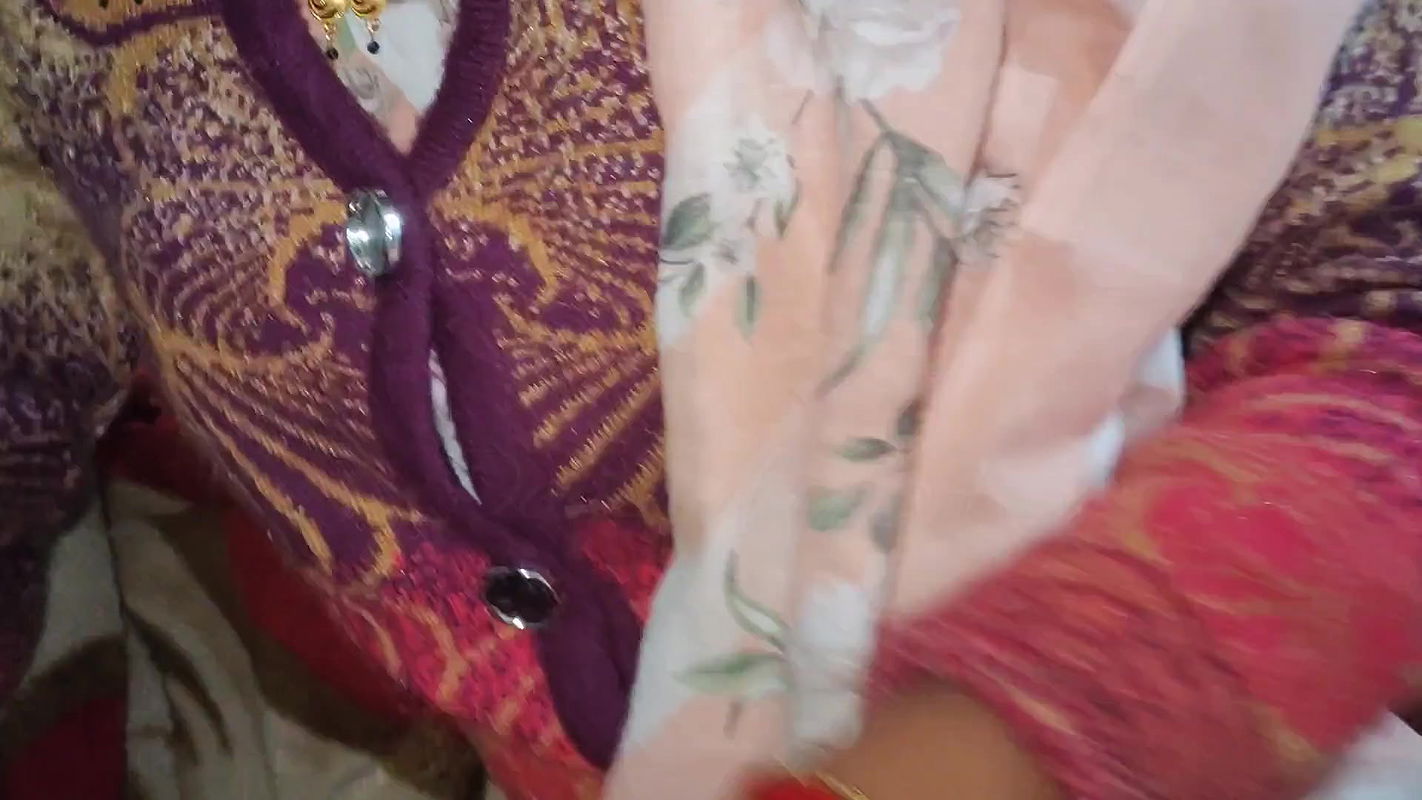 Desi Indian Very Cute Desi Indian Girl Hard Fucking White Pussy – Full Hindi Audio