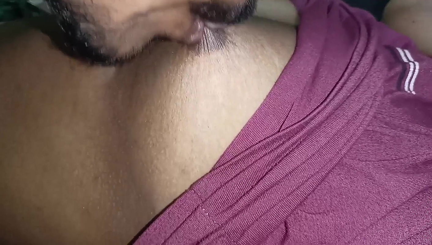 Indian Sexy Bhabhi Sucked the Tits.