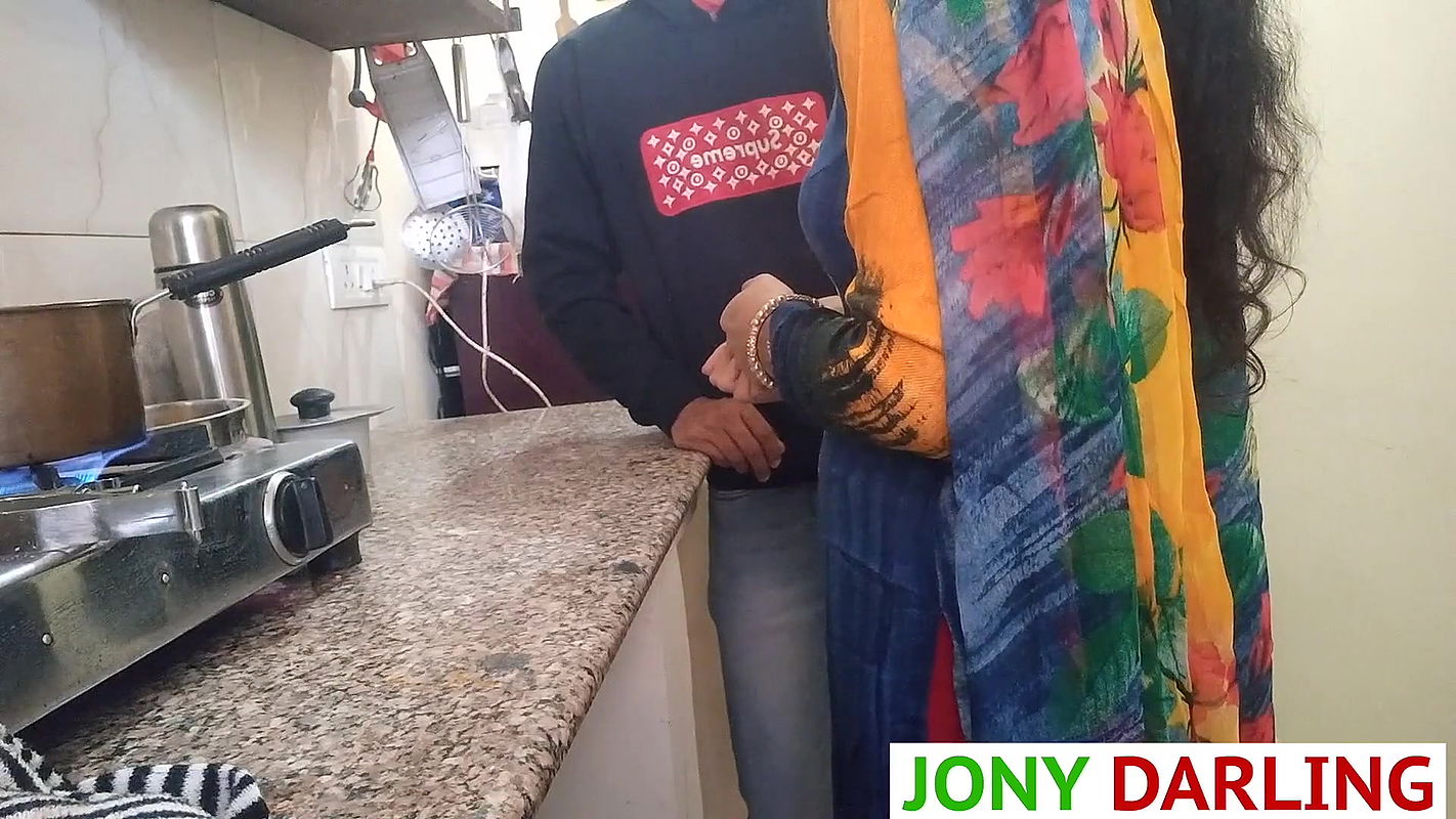 Mother-in-law’s Fucking, That Too in the Kitchen – Jay Darling