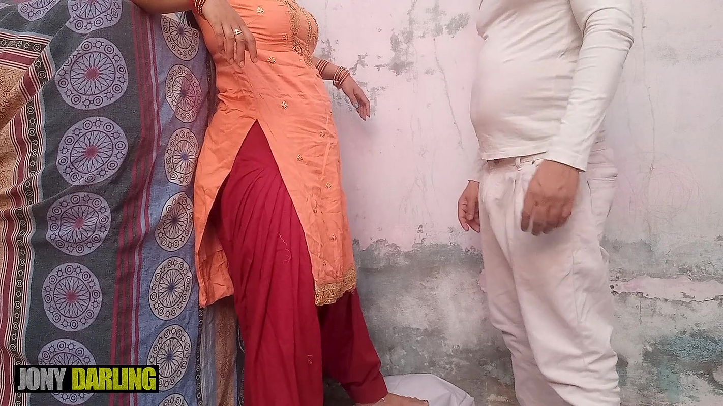 Punjabi Audio- Chachi Te Bhateeja Ghar Ch Hi Karde C Ganda Kam Real Sex Video by Jony Darling