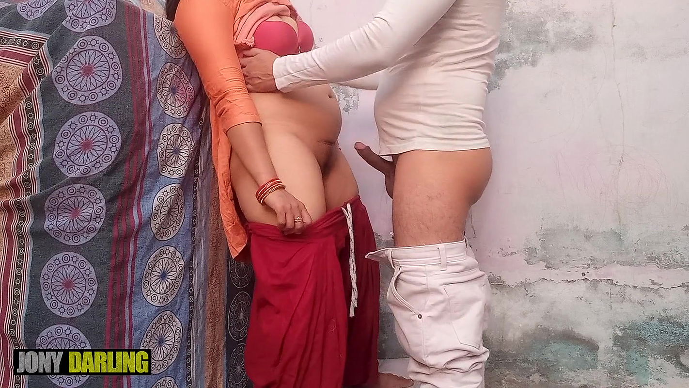 Punjabi Audio- Chachi Te Bhateeja Ghar Ch Hi Karde C Ganda Kam Real Sex Video by Jony Darling