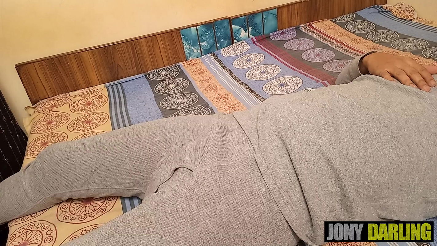 Punjabi Daughter-in-law Has Orgasm on the Pretext of Massaging Her Father-in-law Bi Janay Darling