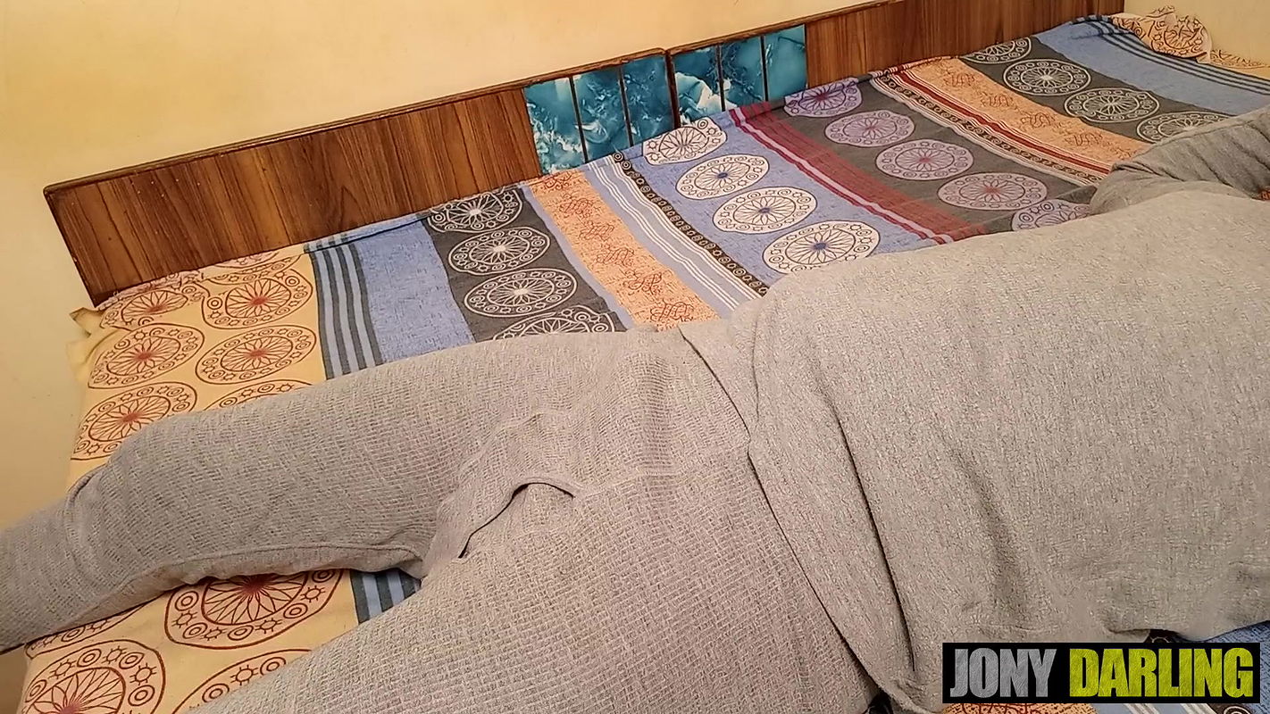 Punjabi Daughter-in-law Has Orgasm on the Pretext of Massaging Her Father-in-law Bi Janay Darling