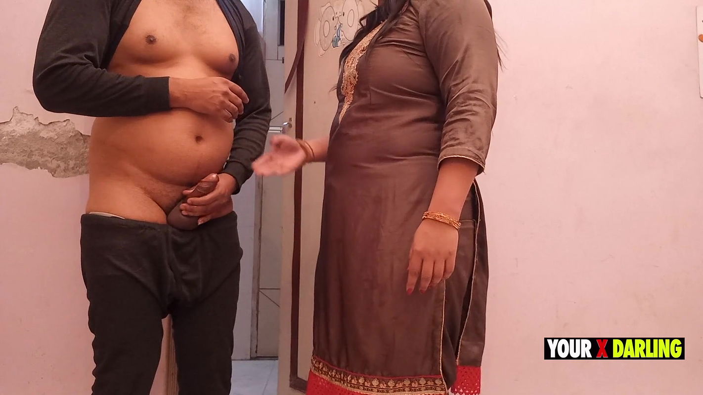 Punjabi Jatti Caught Bihari Masturbate in Her Bathroom and Punish Him