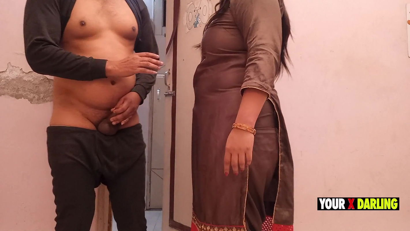 Punjabi Jatti Caught Bihari Masturbate in Her Bathroom and Punish Him