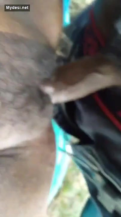 Desi sexy aunty outdoor fucking