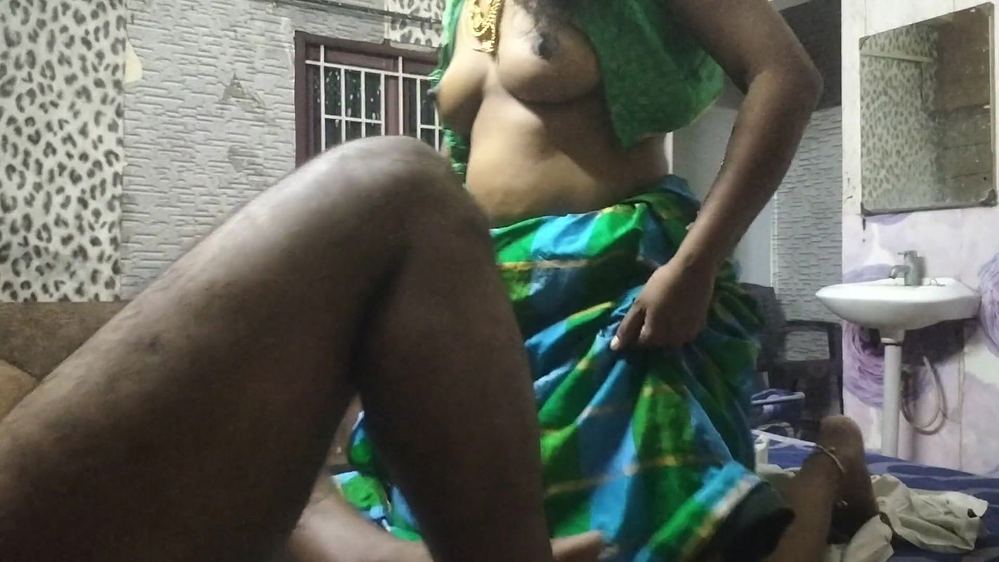 Tamil Cockold Couple Deep Fucking and Moaning Back and Front