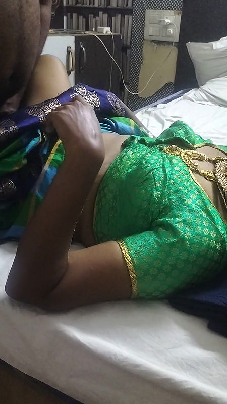 Tamil Cockold Couple Frond and Back Shot