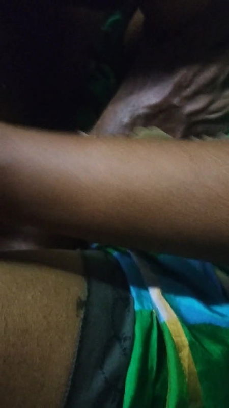 Tamil Cockold Couple Sit Fucking and Moaning