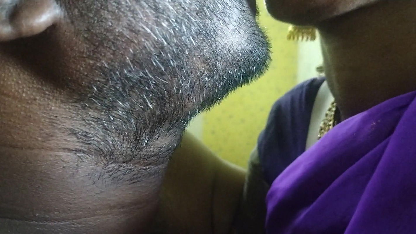 Tamil Couple Liplock Face Lick Boob Show