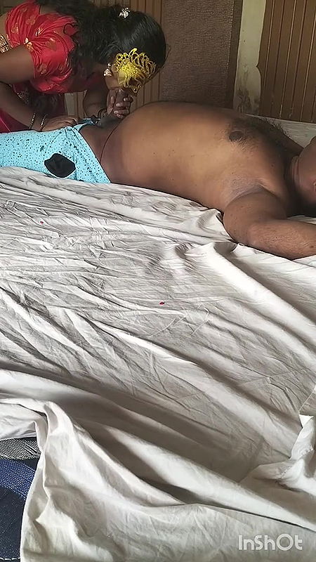 Tamil Girl Blacmail Their House Keeper