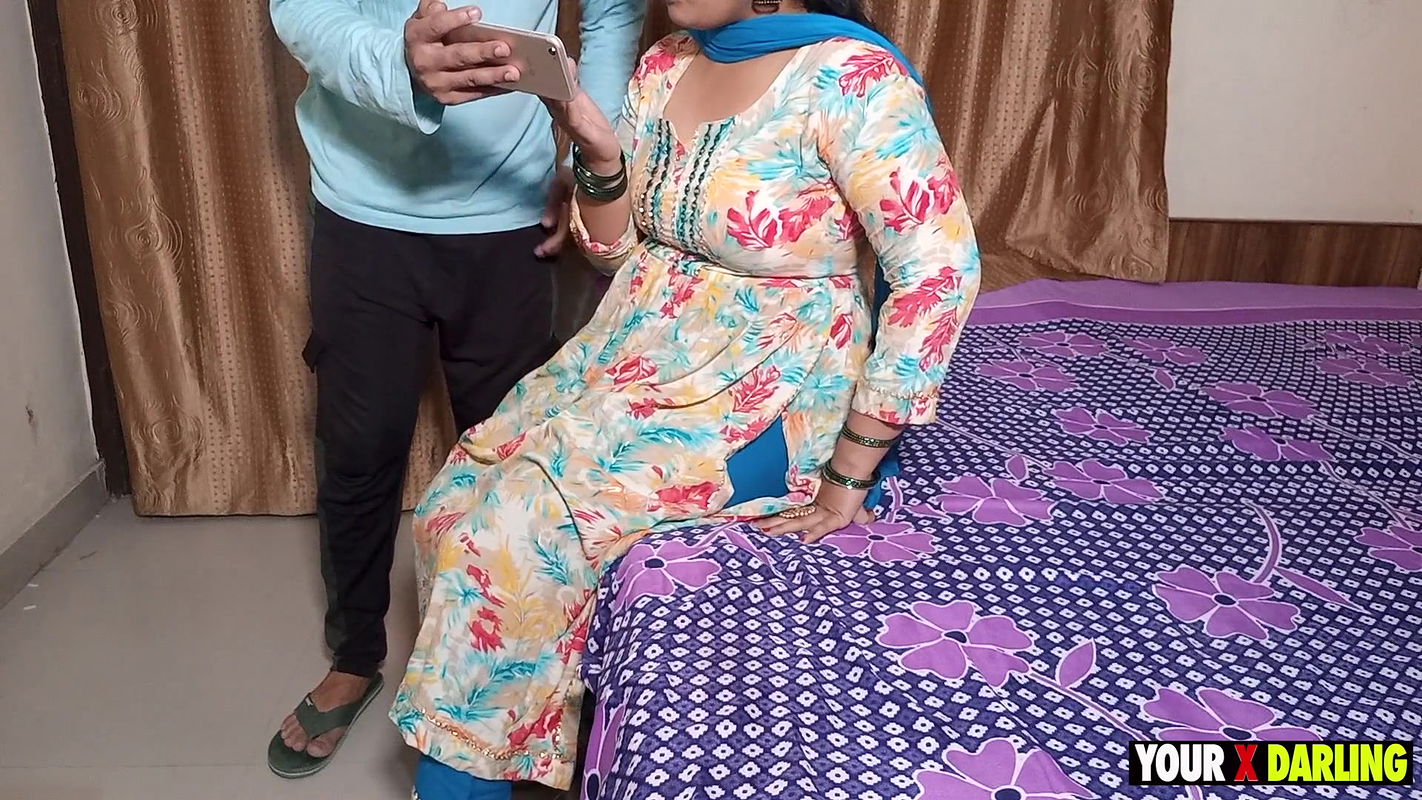 The Guy Played It Right After Showing Porn Videos to His Saggy Aunty.