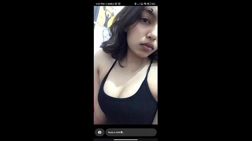 Sexy Babe Showing