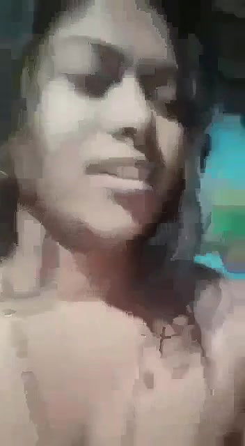 Horny Bhabi Fingering