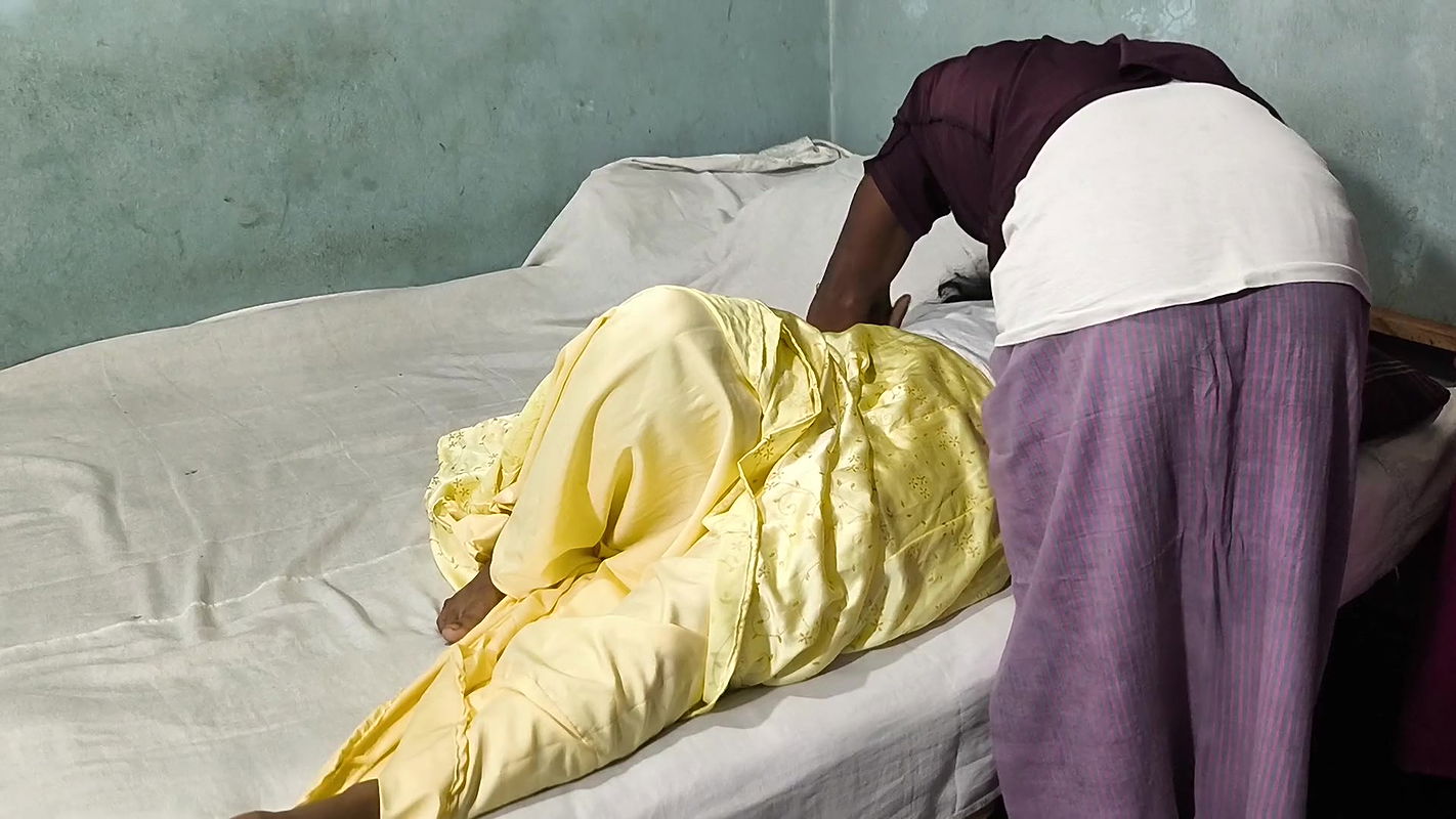 I see my aunty looking very sexy.Then I hugged her and started fucking her in the ass