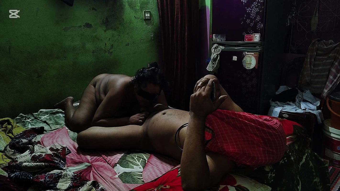 Secretly cudacudi with crow