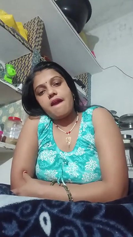 Indian Bahu Get hot in Her Tight by Old Sasur Ji during daytime ( Hindi Audio )