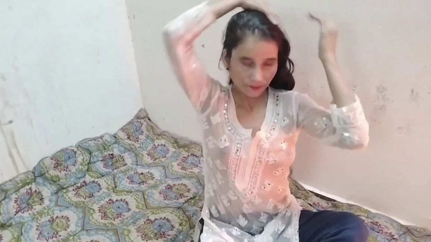 Chodo Mujhe Chodo Meri Chut pyasi hai