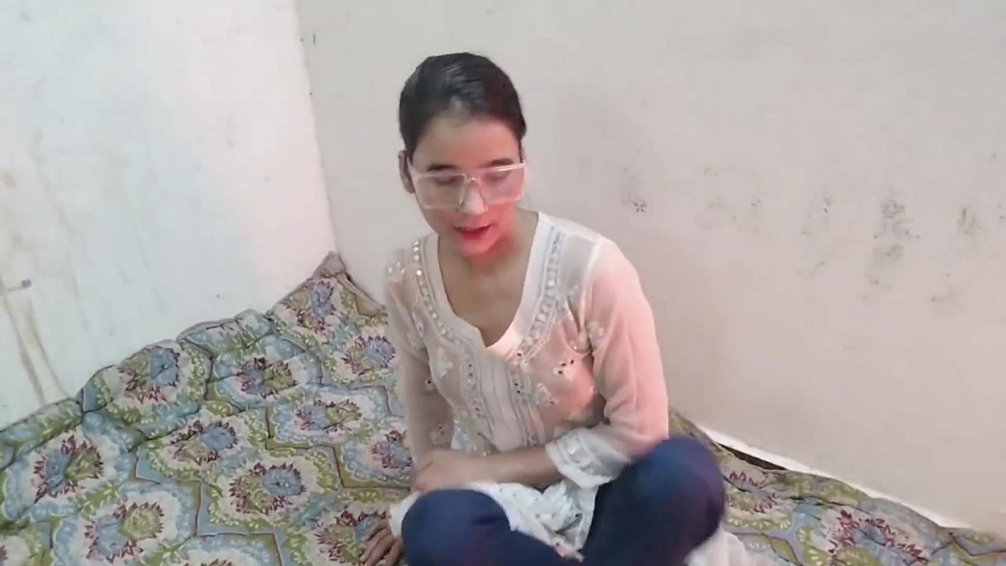 Chodo Mujhe Chodo Meri Chut pyasi hai